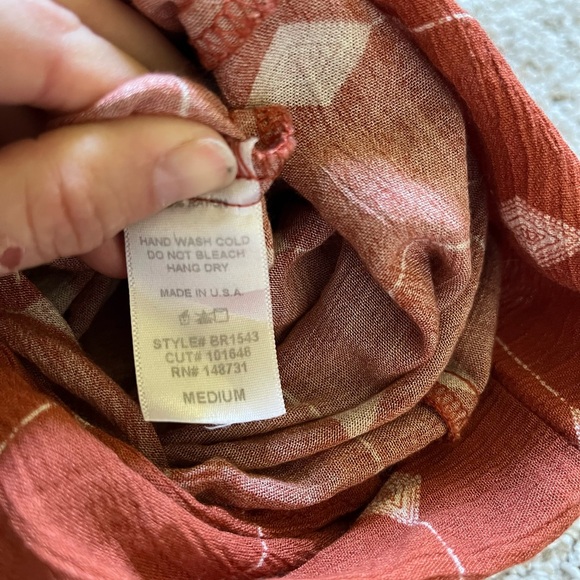 Blue Blush Women’s Size Medium Rust Cropped Jumpsuit Short Sleeve Bohemian - Picture 8 of 10